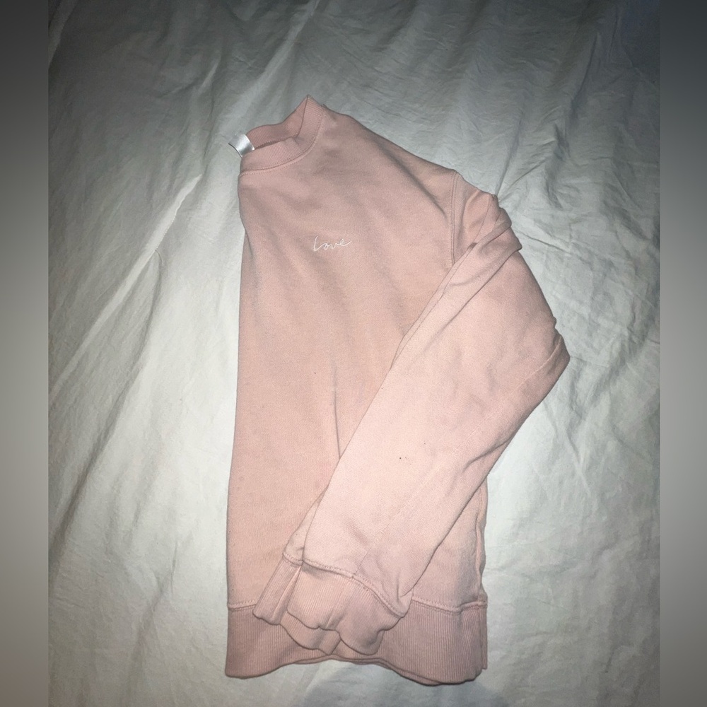 H&M threaded love crew neck- size M